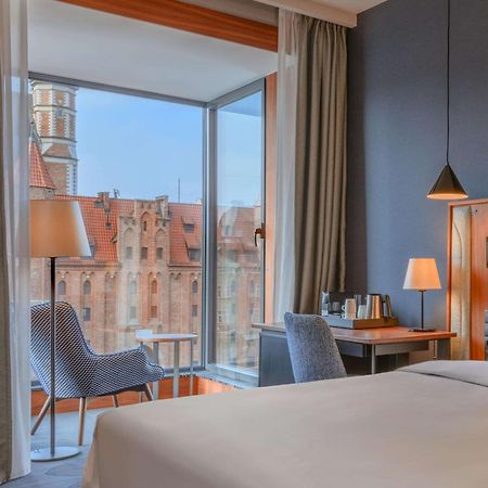 Radisson Hotel & Suites, Gdansk, Wyspa Spichrzow Esterno foto
