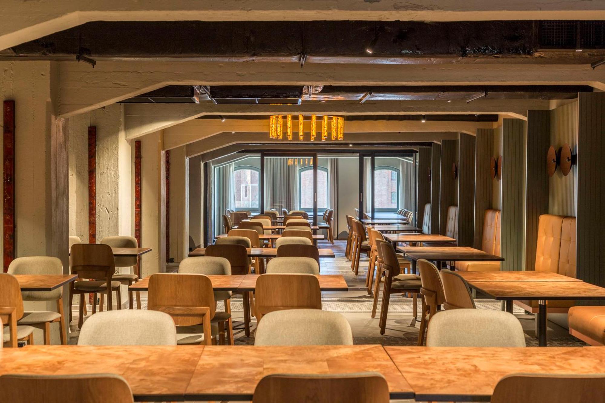 Radisson Hotel & Suites, Gdansk, Wyspa Spichrzow Esterno foto