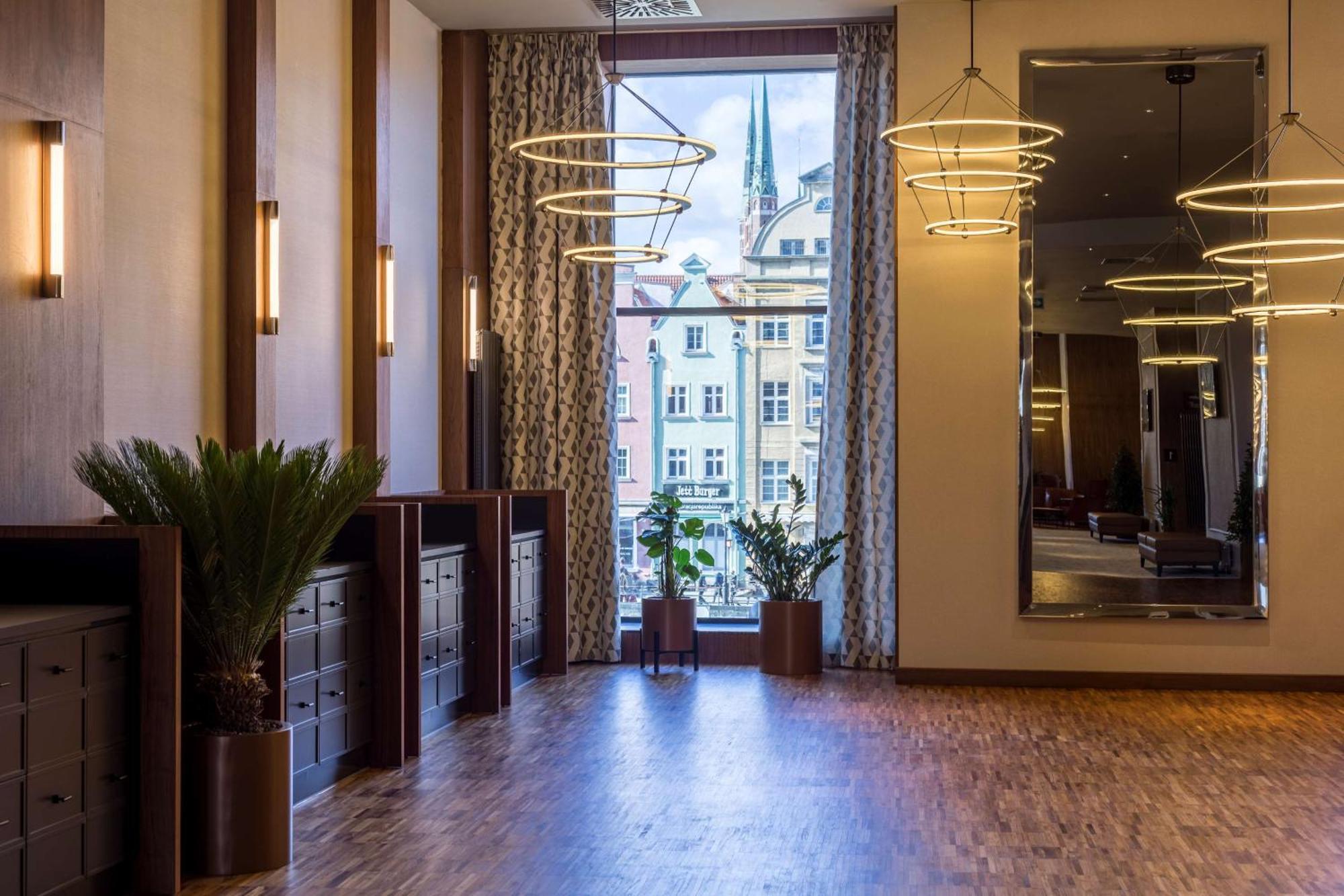 Radisson Hotel & Suites, Gdansk, Wyspa Spichrzow Esterno foto