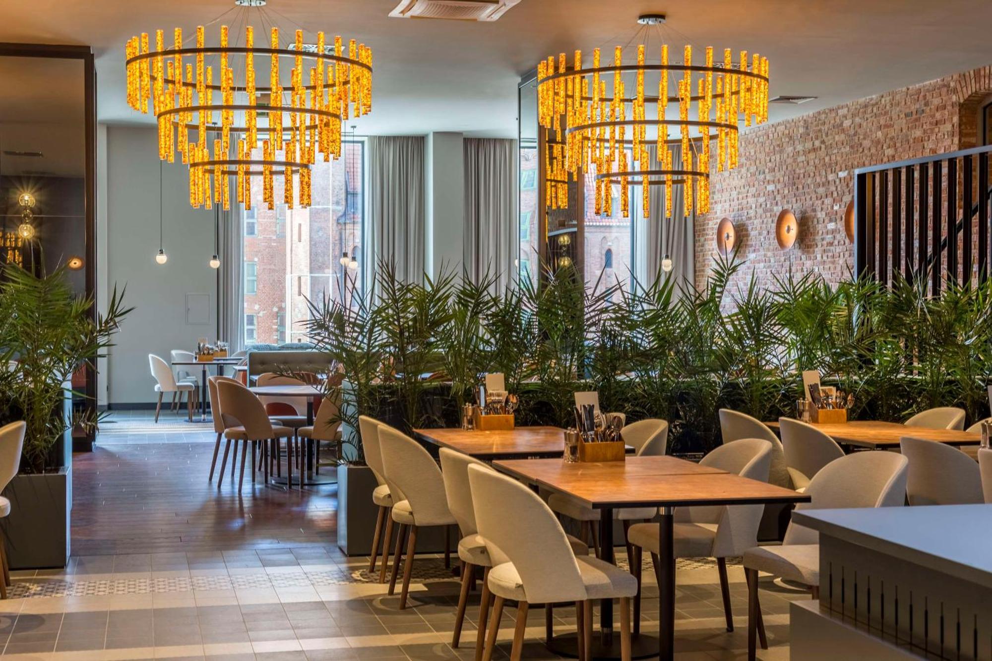Radisson Hotel & Suites, Gdansk, Wyspa Spichrzow Esterno foto