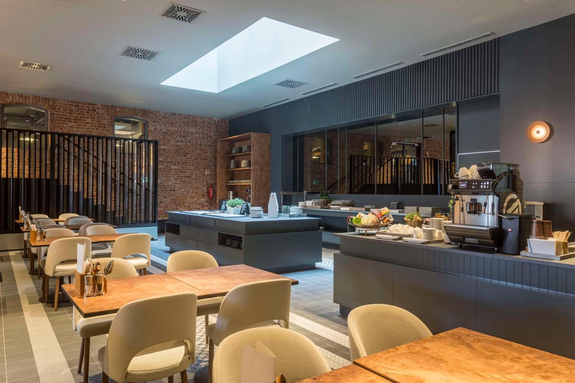 Radisson Hotel & Suites, Gdansk, Wyspa Spichrzow Esterno foto