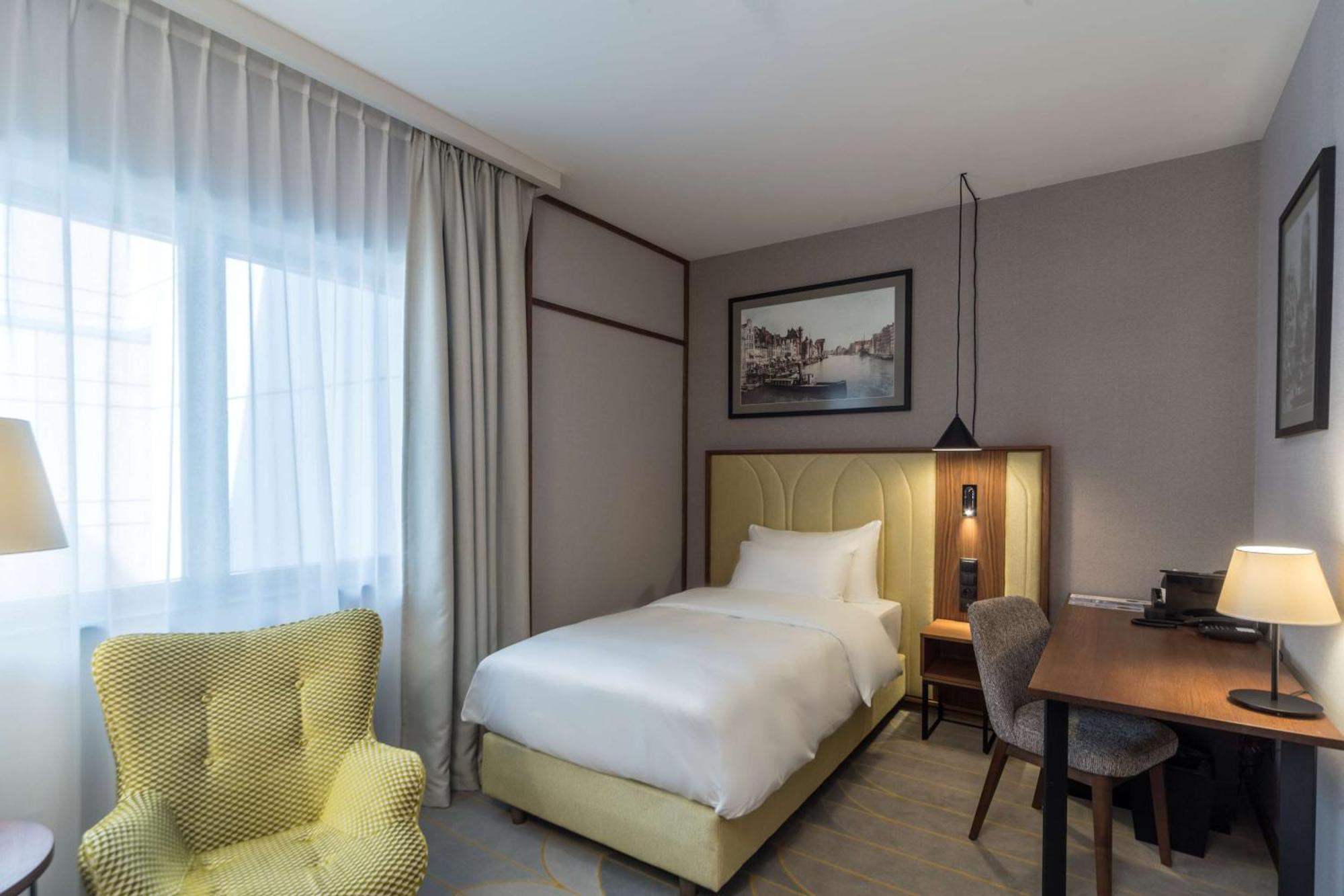 Radisson Hotel & Suites, Gdansk, Wyspa Spichrzow Esterno foto
