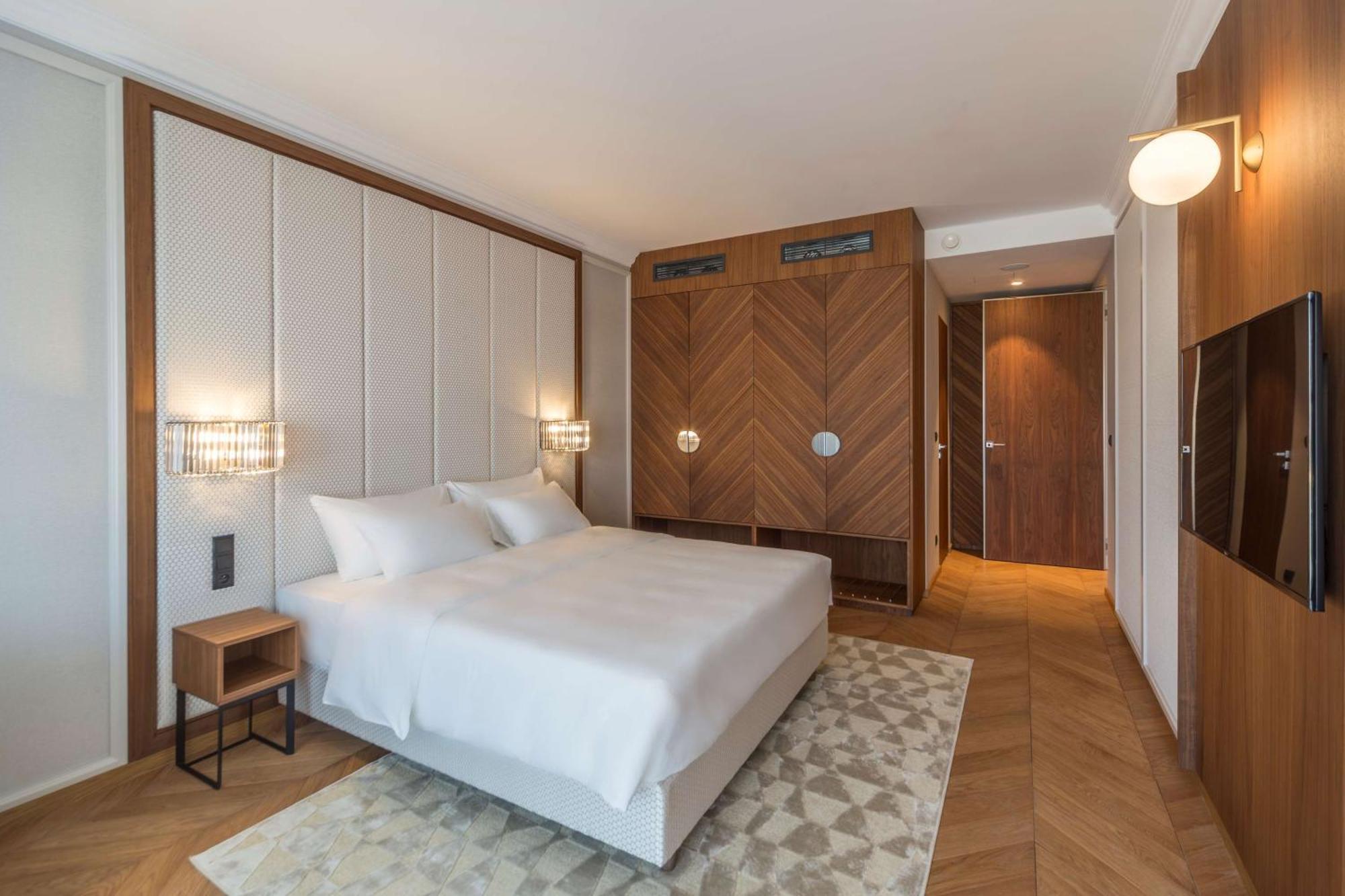 Radisson Hotel & Suites, Gdansk, Wyspa Spichrzow Esterno foto