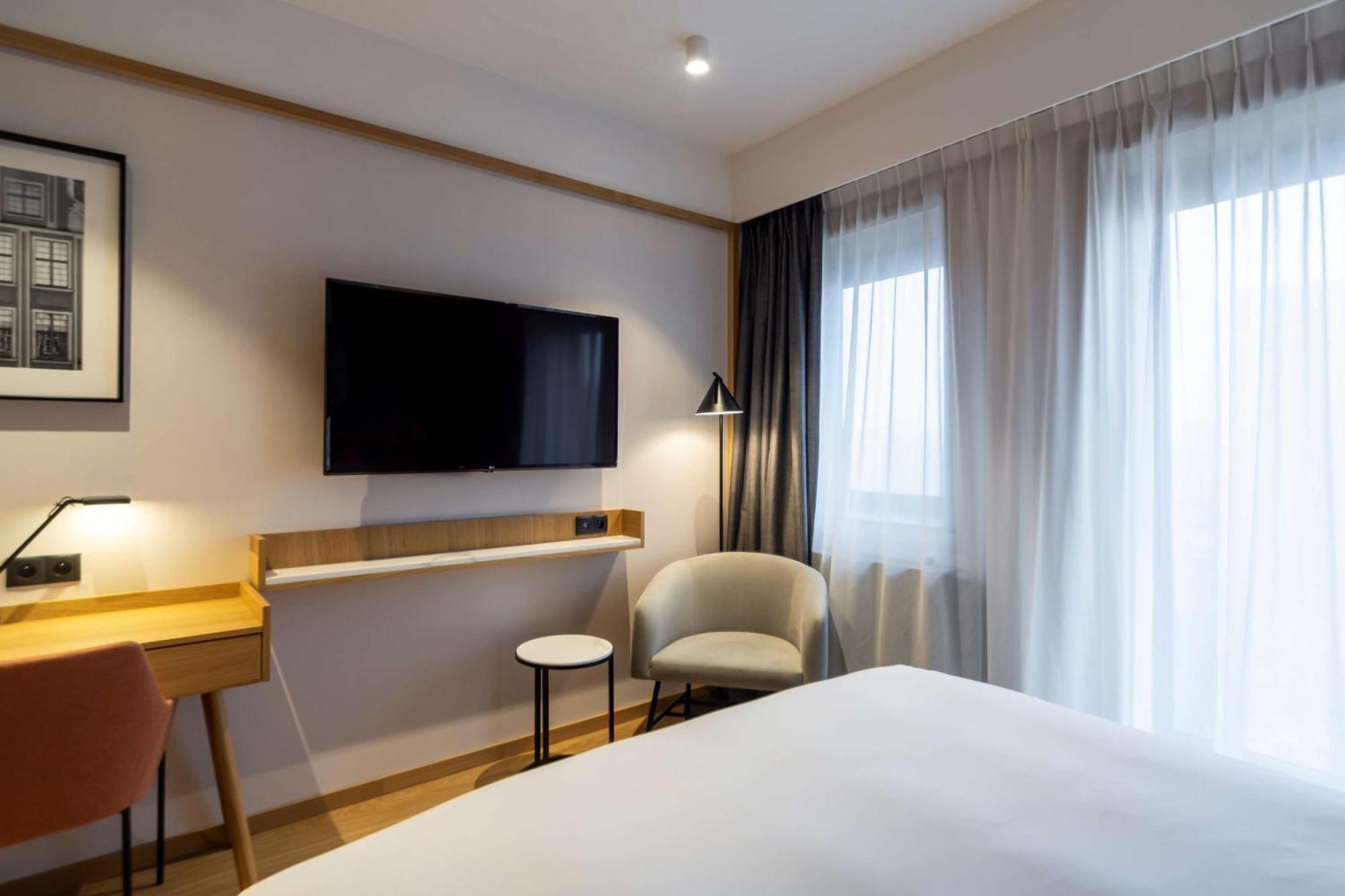 Radisson Hotel & Suites, Gdansk, Wyspa Spichrzow Esterno foto