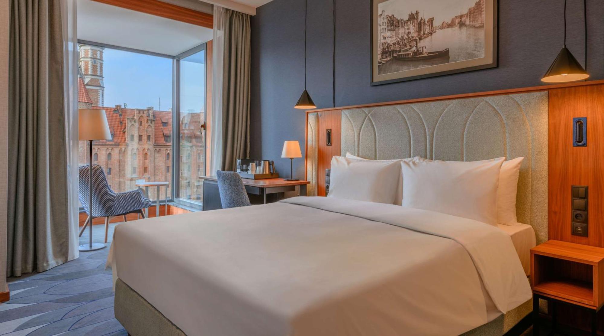 Radisson Hotel & Suites, Gdansk, Wyspa Spichrzow Esterno foto