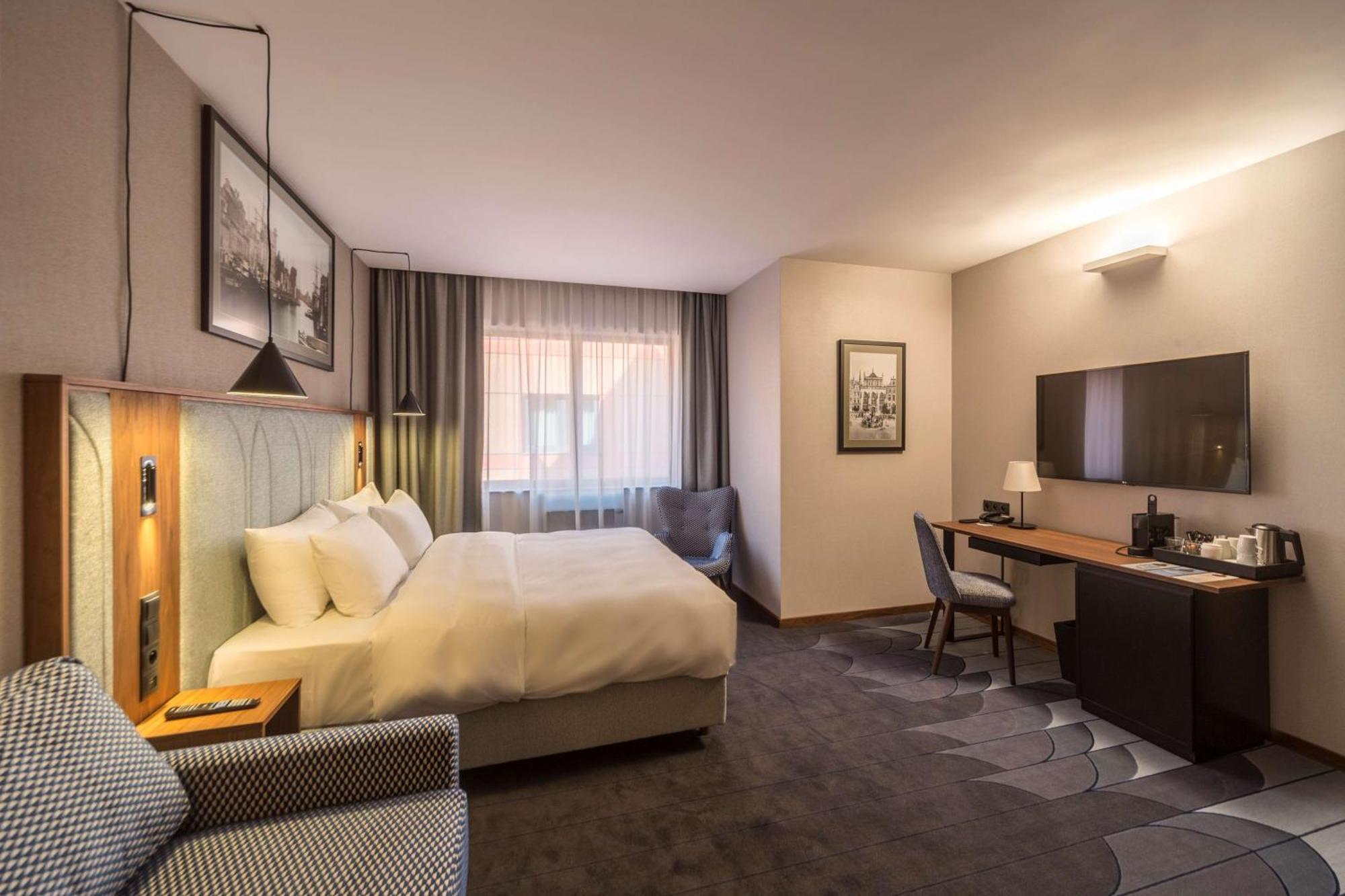 Radisson Hotel & Suites, Gdansk, Wyspa Spichrzow Esterno foto