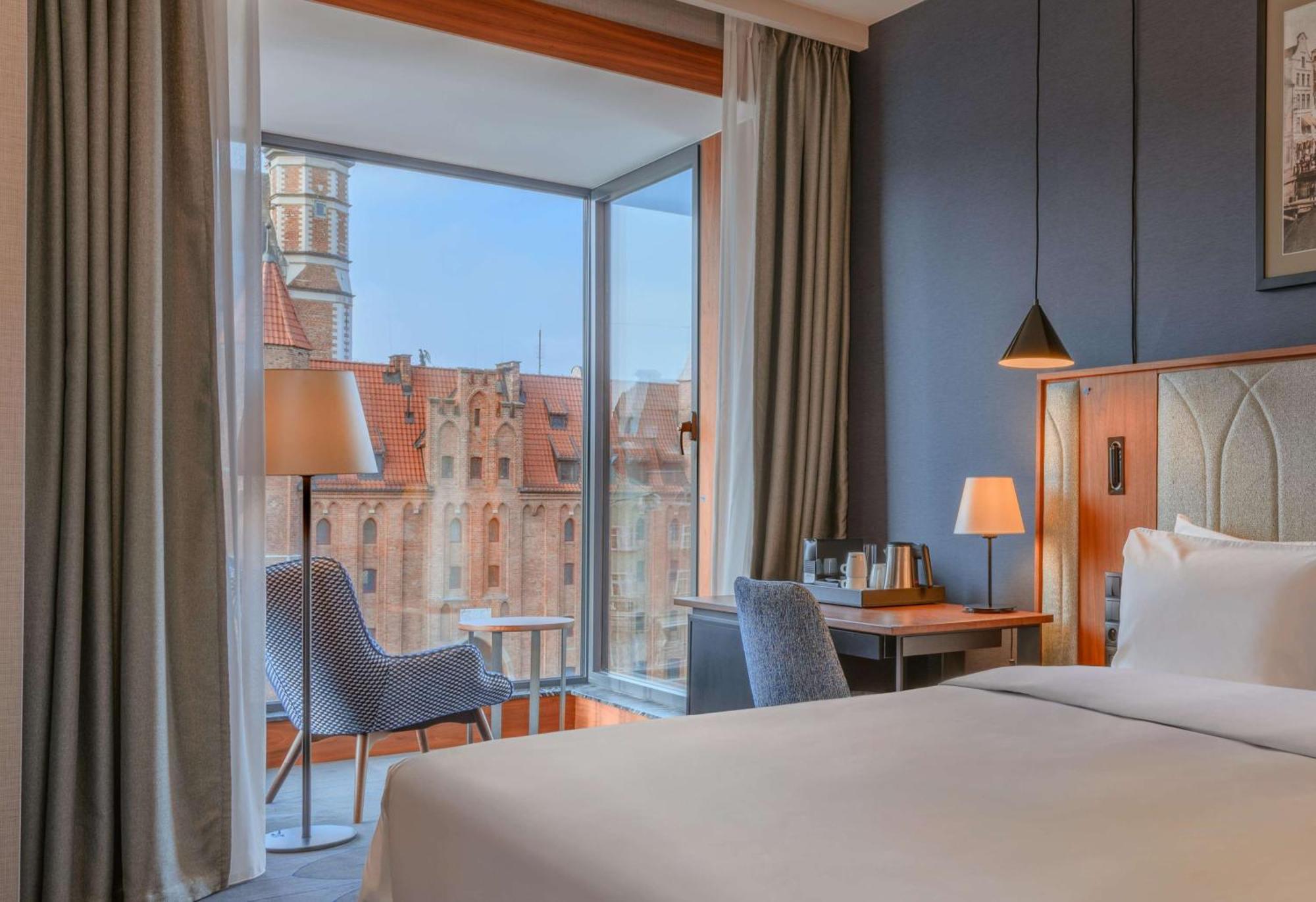 Radisson Hotel & Suites, Gdansk, Wyspa Spichrzow Esterno foto